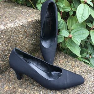 Salvatore Ferragamo Vintage Heels 10